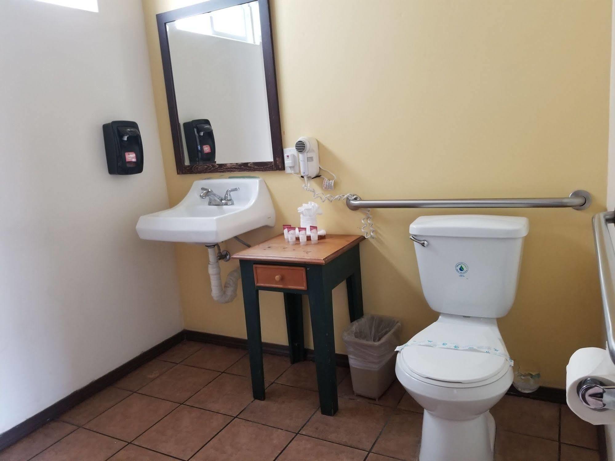 Casa Bella Inn Downtown La Λος Άντζελες Εξωτερικό φωτογραφία