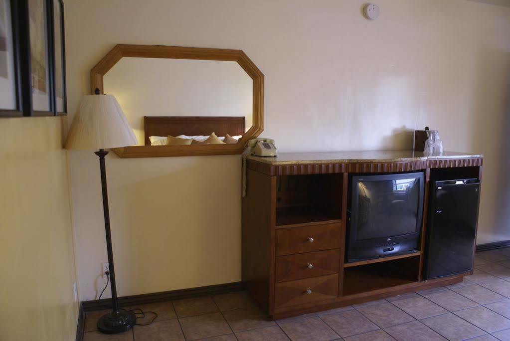 Casa Bella Inn Downtown La Λος Άντζελες Εξωτερικό φωτογραφία